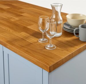 A-Grade Oak Kitchen Worktop: 2m x 620mm x 38mm (40mm Strips)
