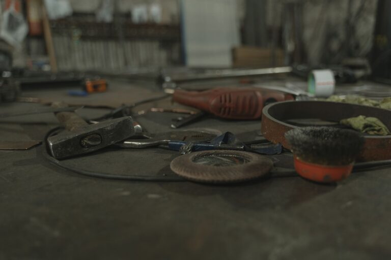 Choosing Workbenches and Storage for Your Workshop