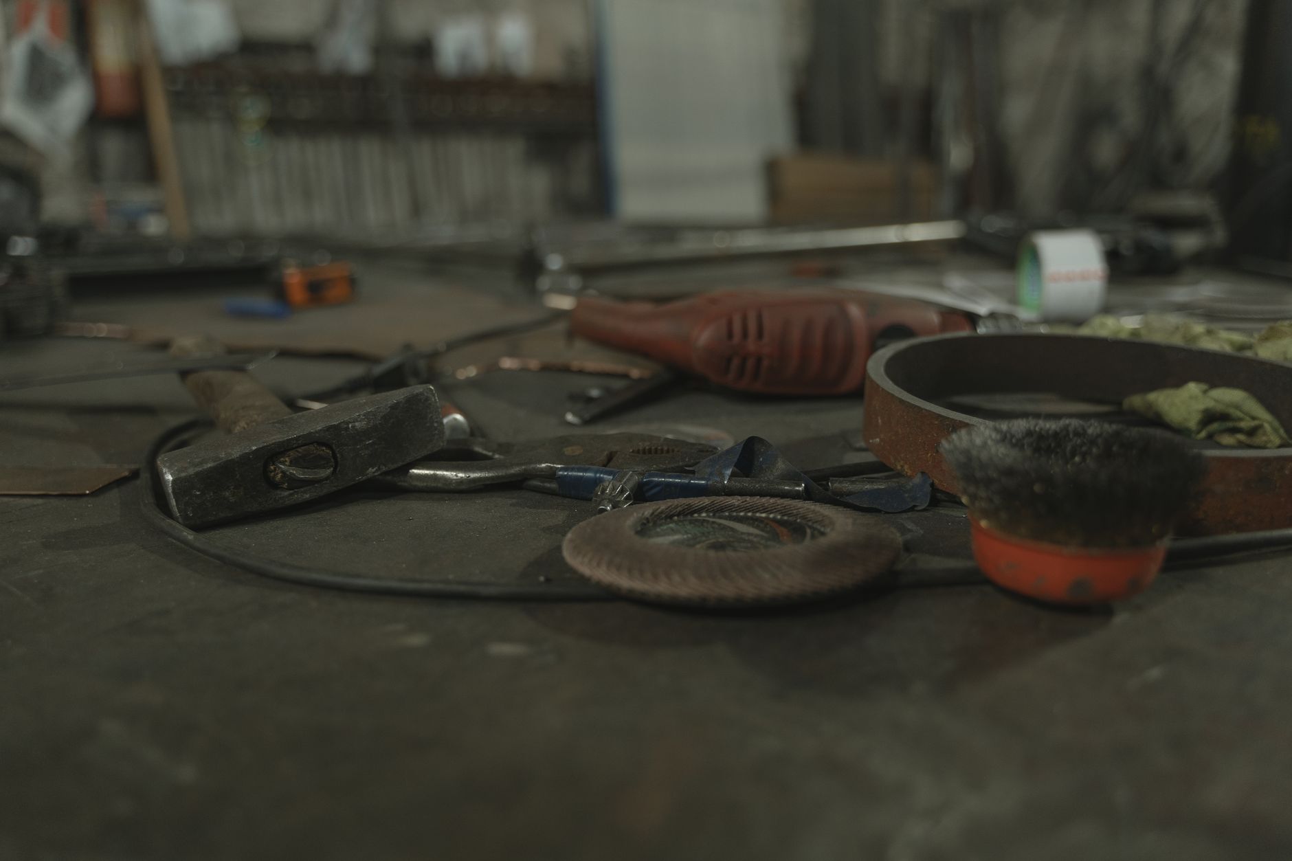 Choosing Workbenches and Storage for Your Workshop
